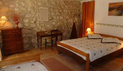 Triple Room with Garden View