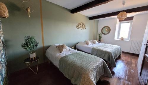 Comfort Triple Room with Shower