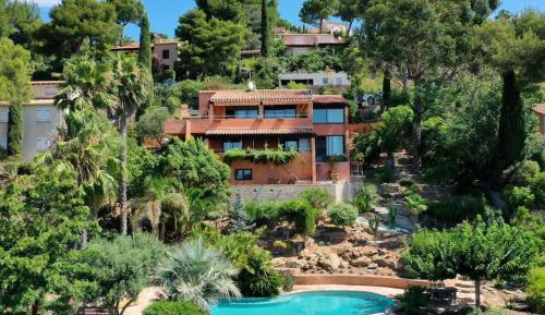 Villa with Sea View
