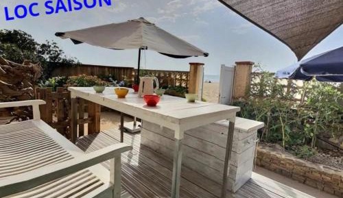 Villa - Beach Front