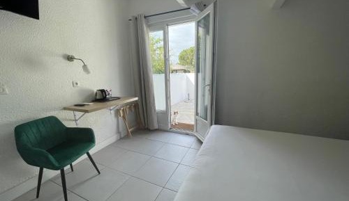 Classic Double Room