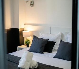 Comfort room Without Balcony - Ground floor (stairs)