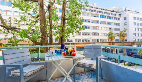 Apartment with Terrace