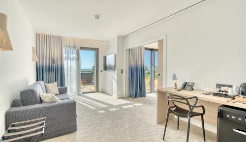 Suite with Sea View