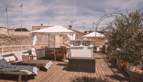 Apartment with Terrace