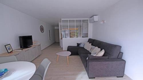 Studio with Sea View