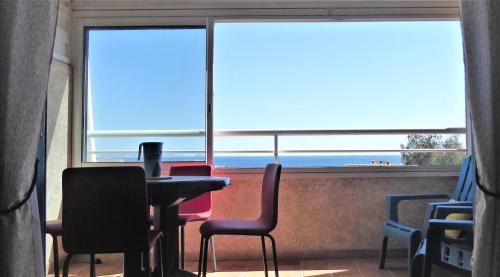 Studio Apartment with Sea View