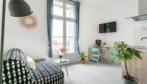Studio Apartment