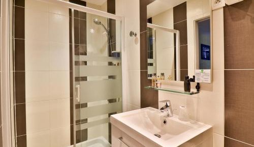 Comfort Quadruple Room with Terrace