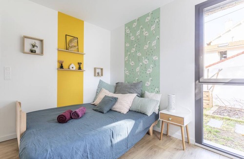 8th Arrondissement Villa | Villa Pastré 8 min walking distance of the beach