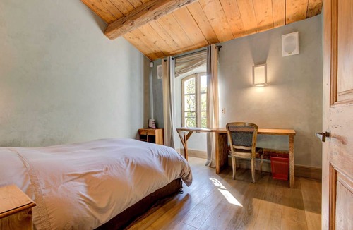 Lambesc Villa | Homerez - Big villa for 14 ppl. with swimming-pool, jacuzzi and spa at Lambesc