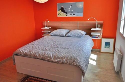Bonnieux House | Discover a tranquil holiday villa in Bonnieux, set amid serene woods, around 2.5 km from the village