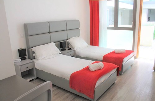 Eguilles Hotel | Charming Poolside Suite | 1.6 Mi to Aix Cathedral