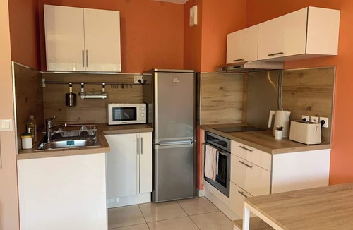 Draguignan Apartment | Cosy apartment with pool near the center