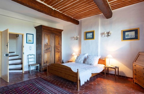 Village Apartment | La Galinette - Double Room with Ocean View