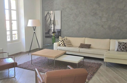 Saint-Tropez City Centre Apartment | Chic duplex in Saint-Tropez with parking