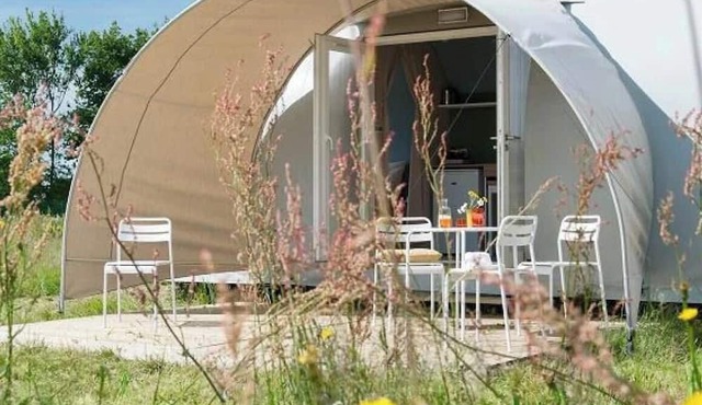 ZEcamping 4* familial piscine chauffée mobil-home 18m2