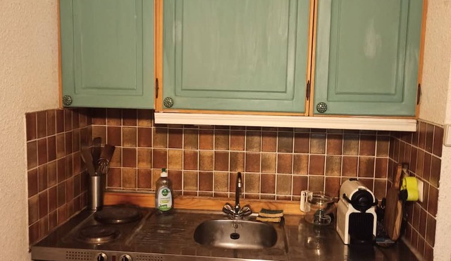 Well-equipped studio in a good location