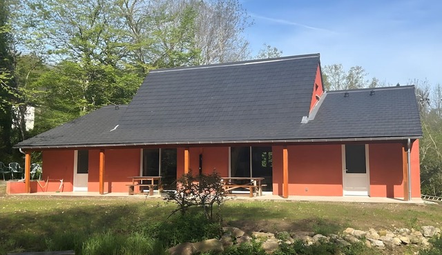 Holiday Home Lilas: Mountain View, Private Terrace, Wi-Fi